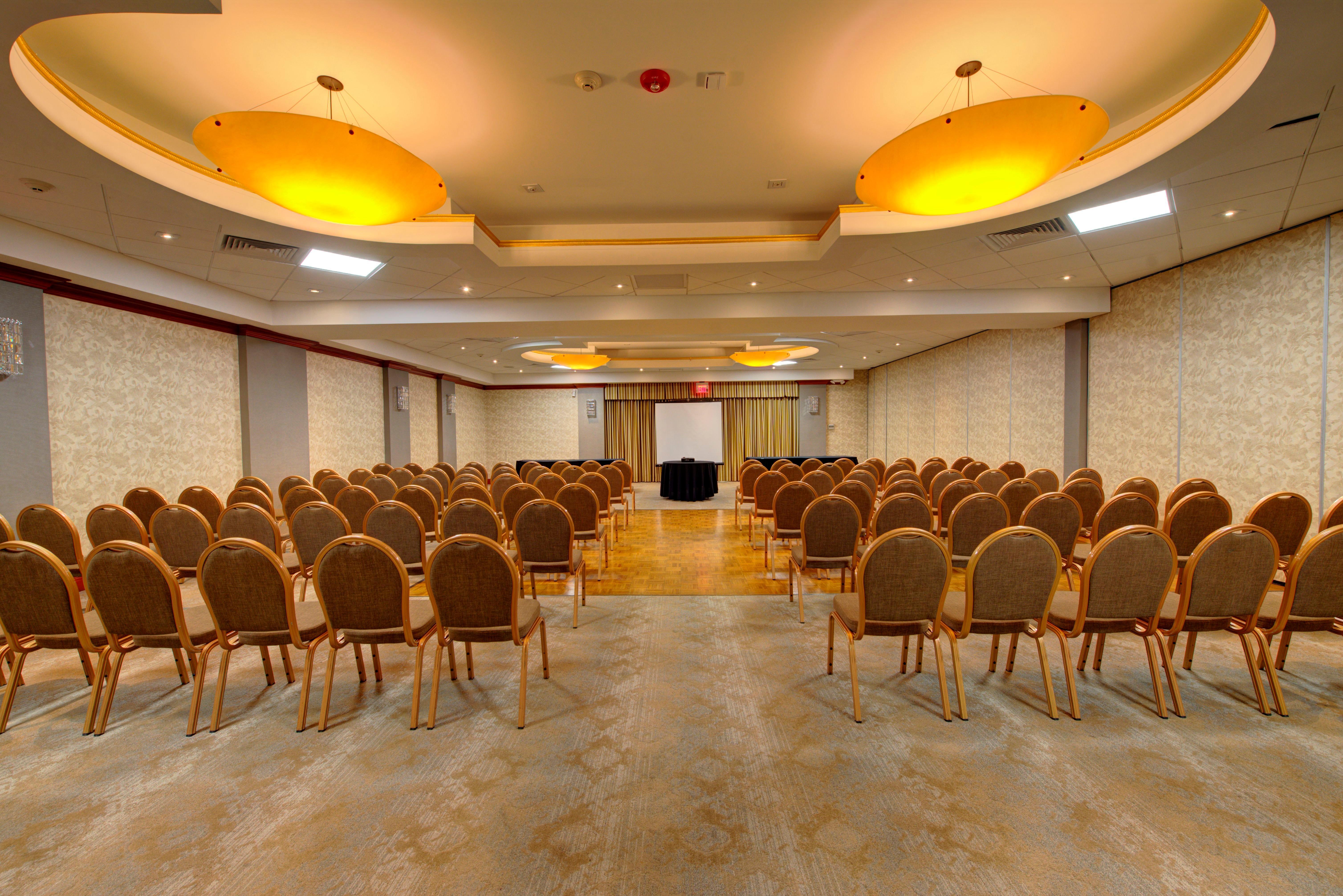 Holiday Inn Plainview-Long Island By Ihg מראה חיצוני תמונה